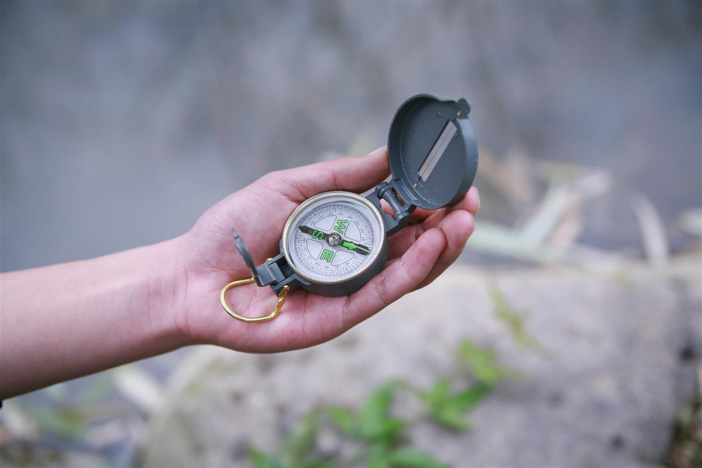 AceCamp Metallkompass mit Lupe & Peilhilfe