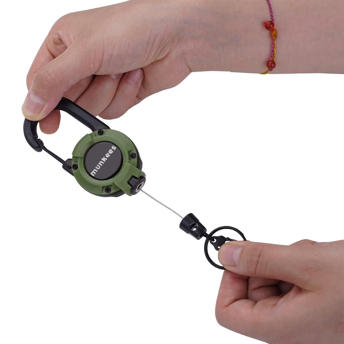 munkees Ausweishalter mit Karabiner & Stahlseil – 64 cm