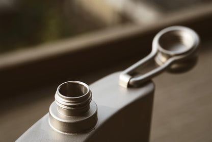 Fire-Maple Bacchus Flachmann aus Titan 200 ml