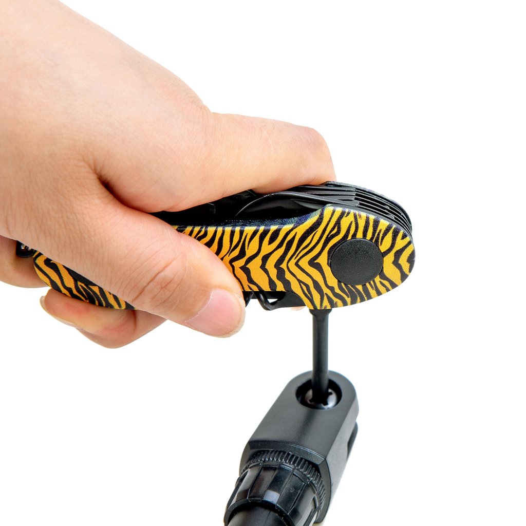 munkees Taschenmesser Tiger Schere und Feile im Detail