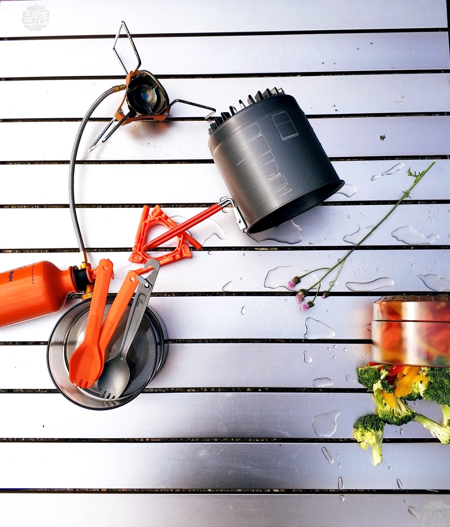 Fire Maple Island Campingkocher mit Windschutz