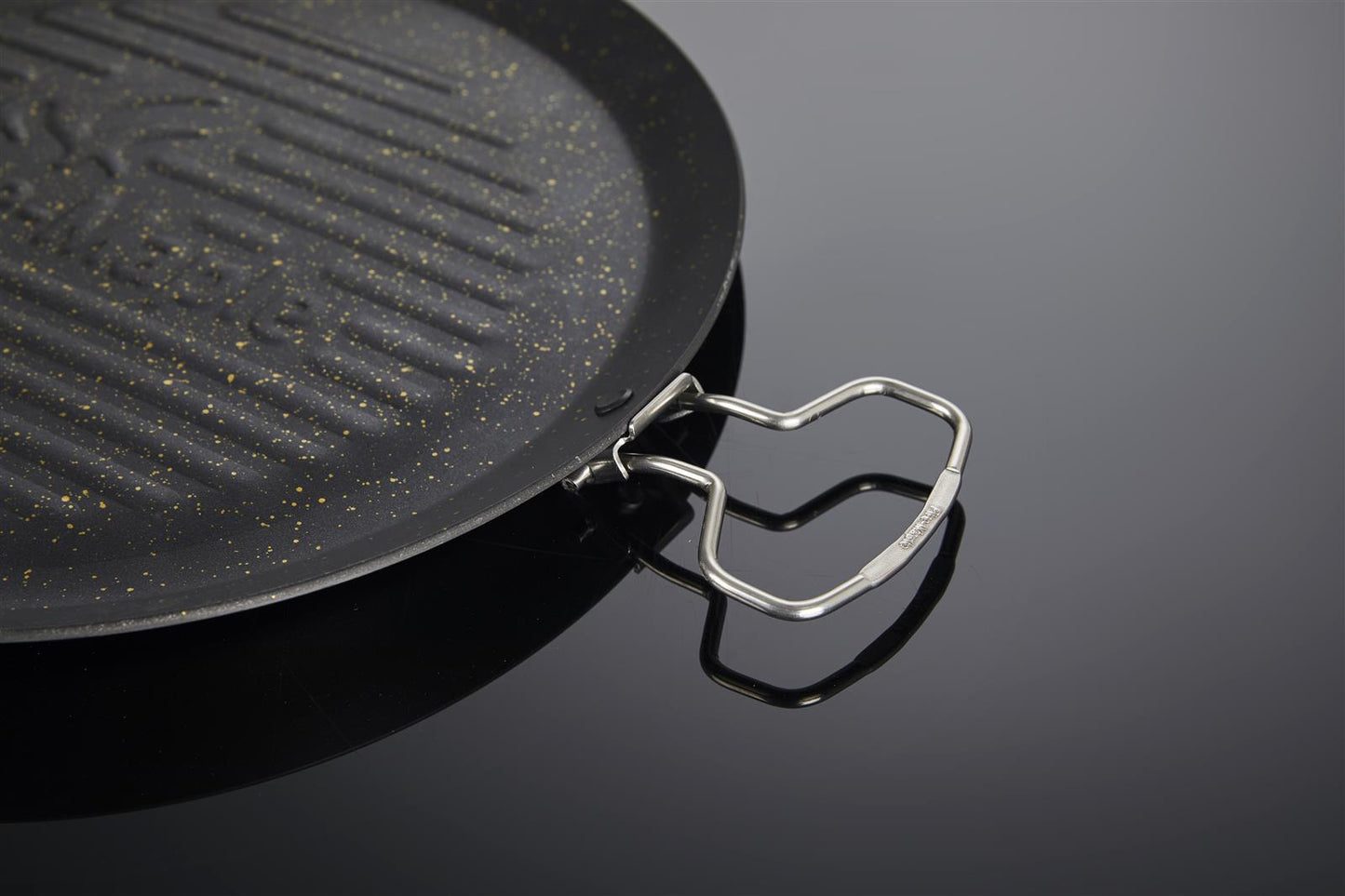 Outdoor Grillpfanne aus Gusseisen mit Griff