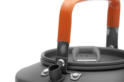 Feast T3 Orange Wasserkessel 0,8L aus Aluminium